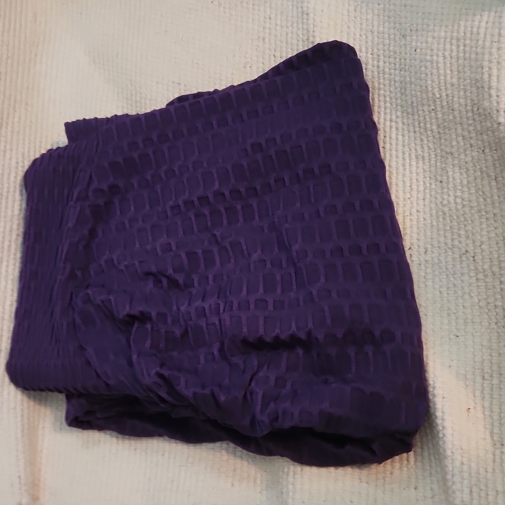 Purple leggings